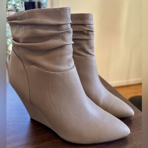 Seychelles wedge ankle boots with pointed toe